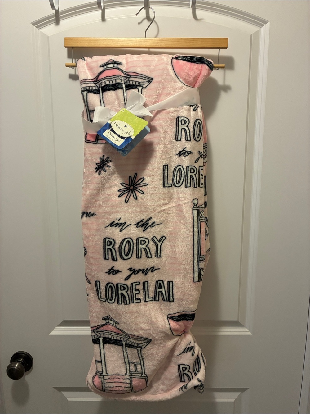 Gilmore Girls Pink 'I'm the Rory to Your Lorelai' Plush Throw Blanket NEW